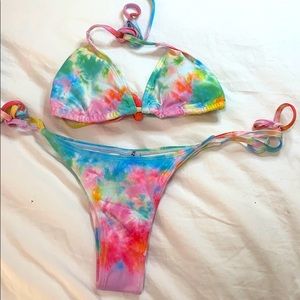 BRAND NEW RAINBOW TYE DIE SET